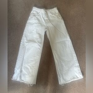 Zara Women's Distressed White Baggy Jeans